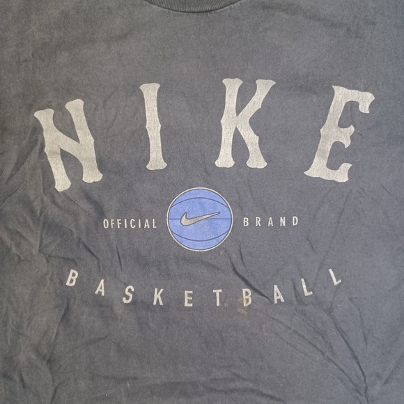 VINTAGE Nike Basketball T Shirt Size XL - Picture 2 of 7